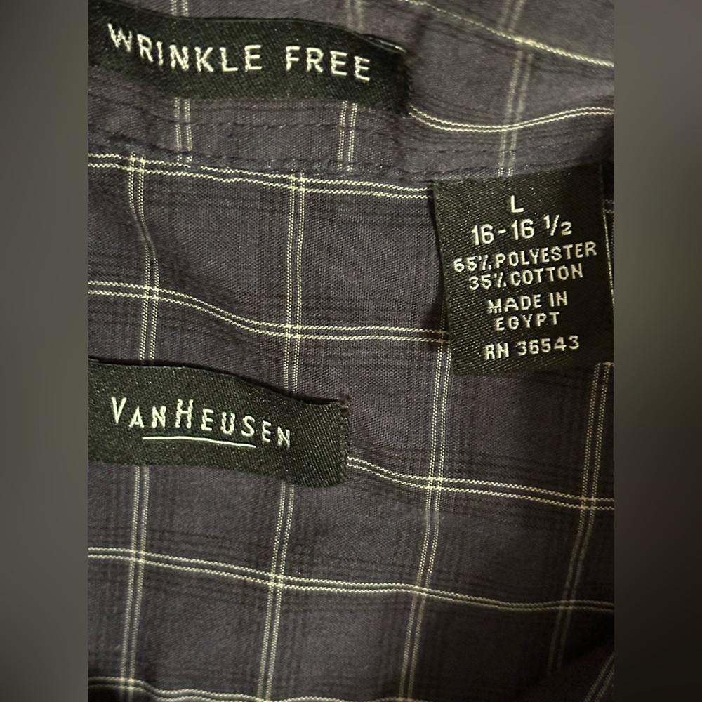 Bundle of 3 Van Heusen Men’s Short Sleeve Button-Down Shirts – Size Large - Picture 5 of 6